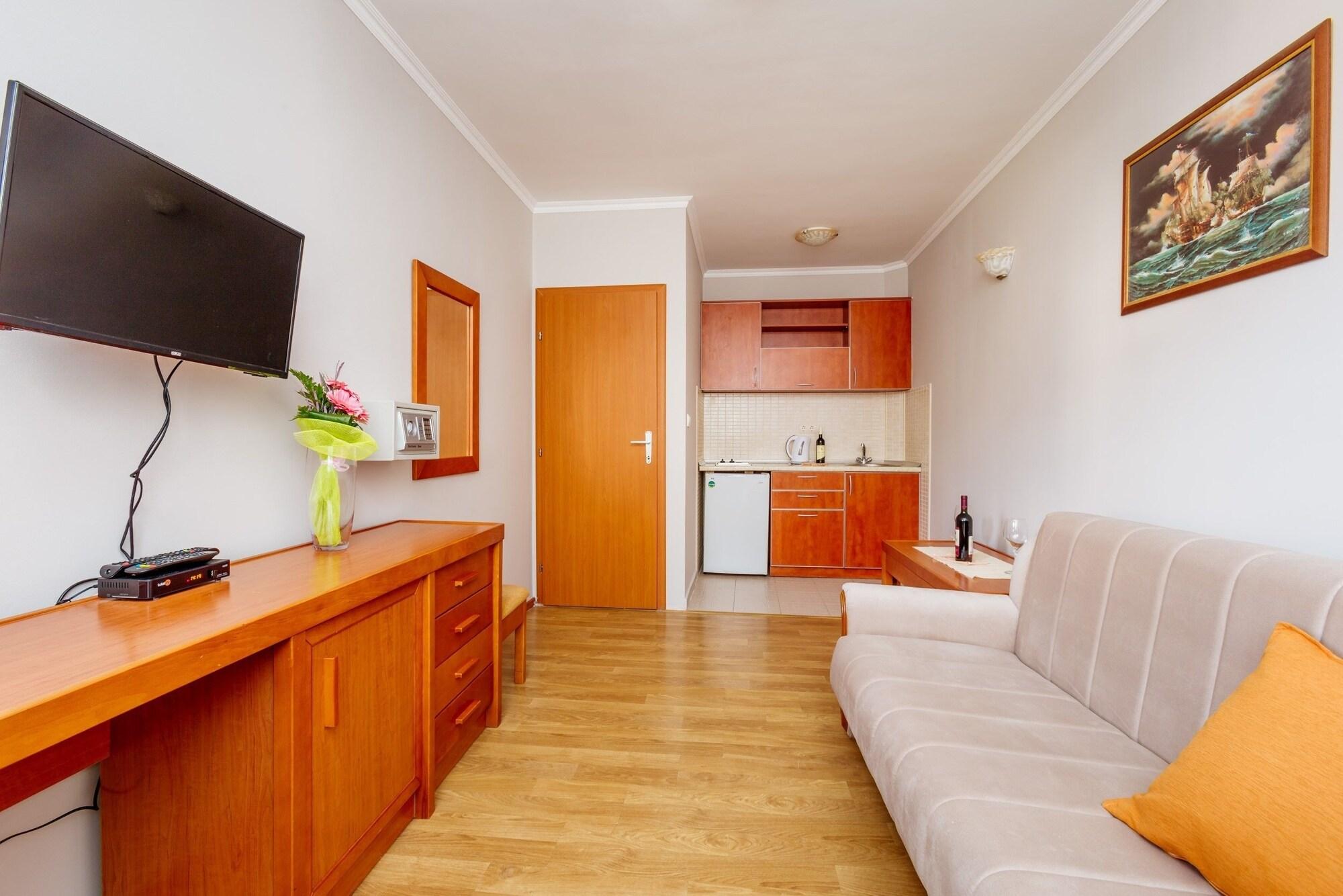 Apartments Perper Tivat Exterior photo