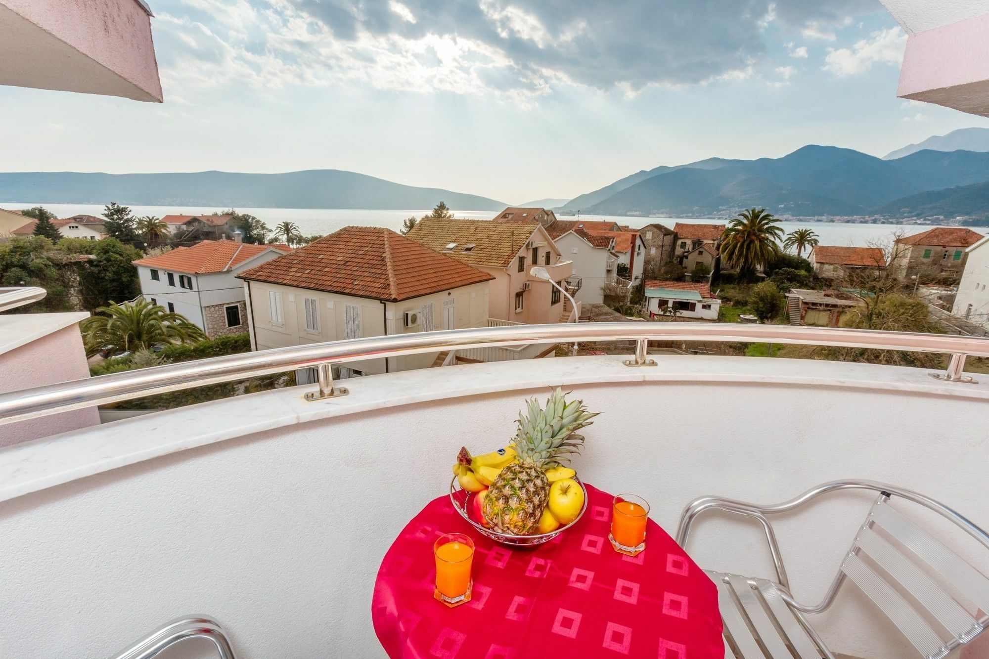 Apartments Perper Tivat Exterior photo